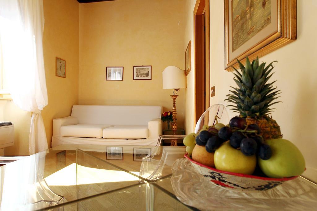Domus Pellegrino Villa Rome Luaran gambar