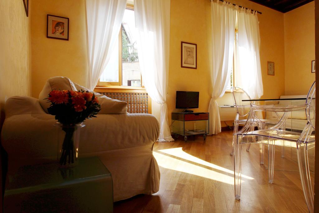 Domus Pellegrino Villa Rome Luaran gambar